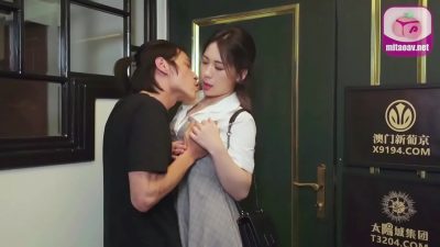 Phim sex đị nhau với nữ bác sĩ quen nhau qua wechat